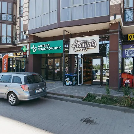 Atlant Luxury Apart Навпроти Тц Депот, Wi Fi 24 На 7 Chernivtsi Exterior photo