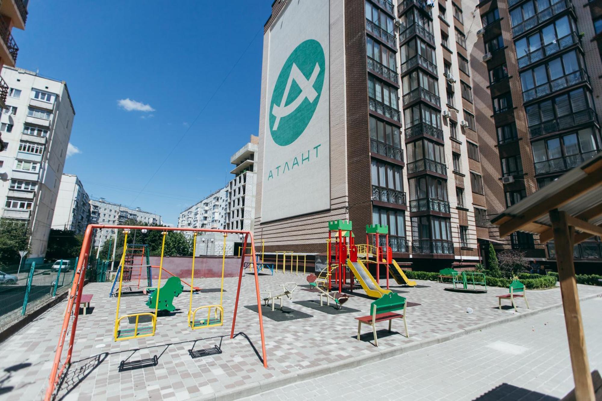 Atlant Luxury навпроти тц депот, Wi Fi 24 на 7