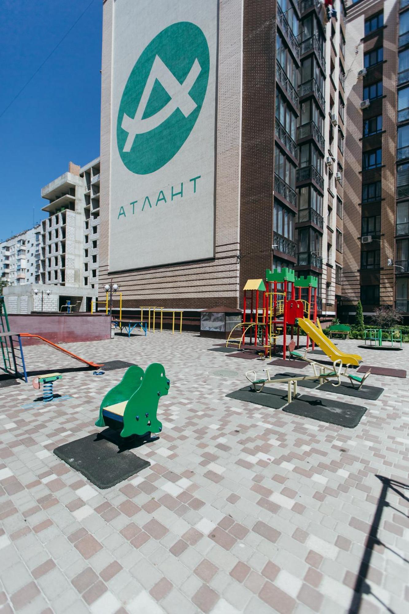 Atlant Luxury навпроти тц депот, Wi Fi 24 на 7 *